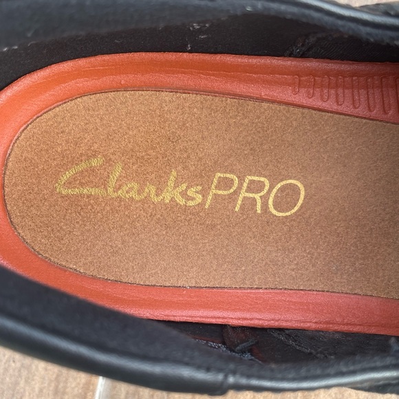 Women's Clarks Pro Gem Black Leather Size 8W - Picture 3 of 7